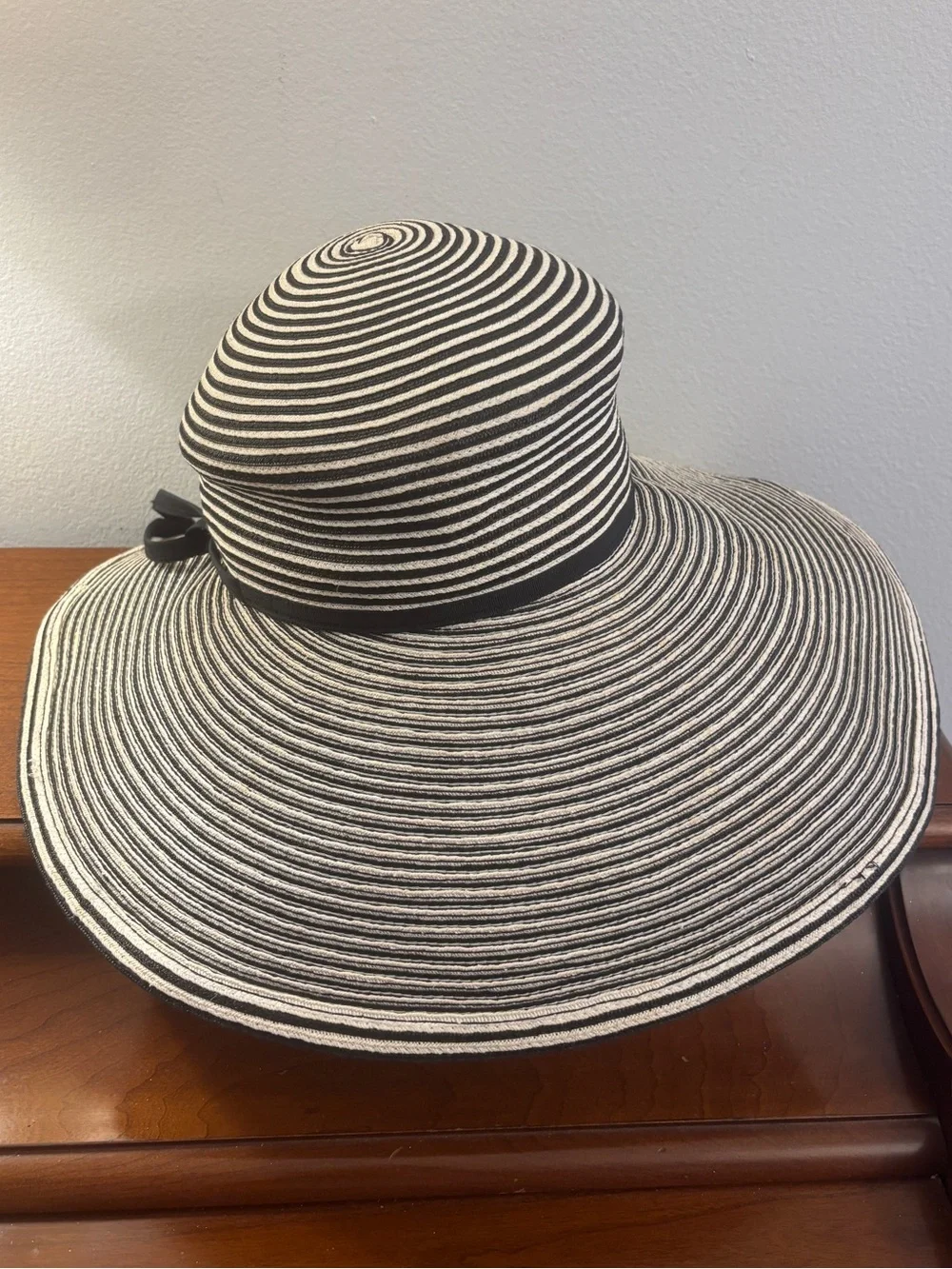Eric Javits Black White Striped Wide Brim Squishee Sun Hat One Size Packable - Picture 4 of 16